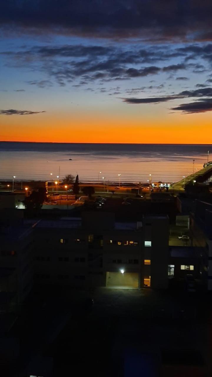 La Mas Linda Ventana Al Mar Apartment Пуерто Мадрин Екстериор снимка